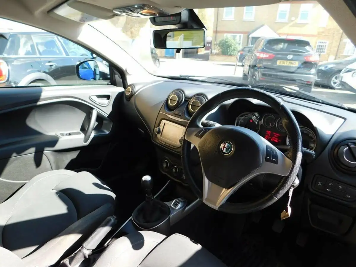 2016-alfa-romeo-mito-09-progression-big-2