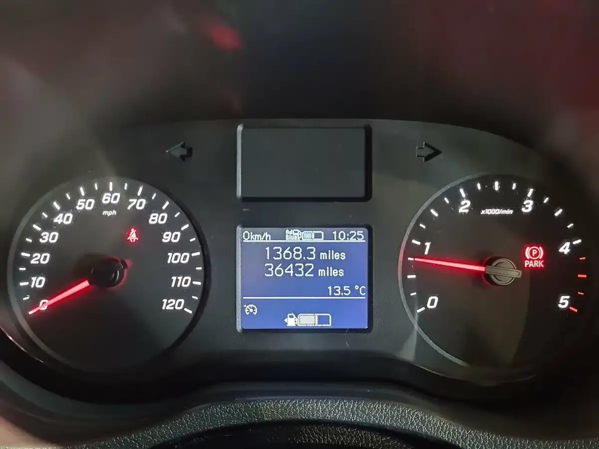 2022-mercedes-benz-sprinter-20cdi-315-l2h1-premium-big-23