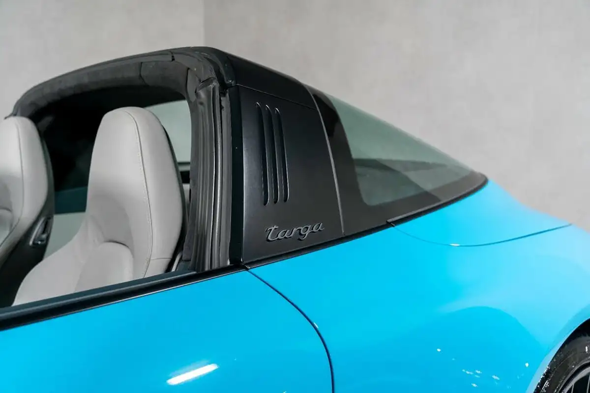 2018-porsche-911-30-targa-4-gts-450bhp-pdk-big-23