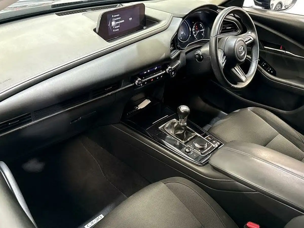 2021-mazda-cx-30-20-e-skyactiv-g-sport-lux-big-8