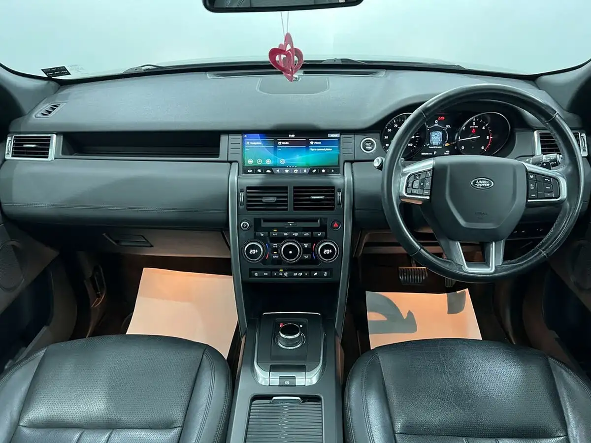 2019-land-rover-discovery-sport-20td4-landmark-big-30