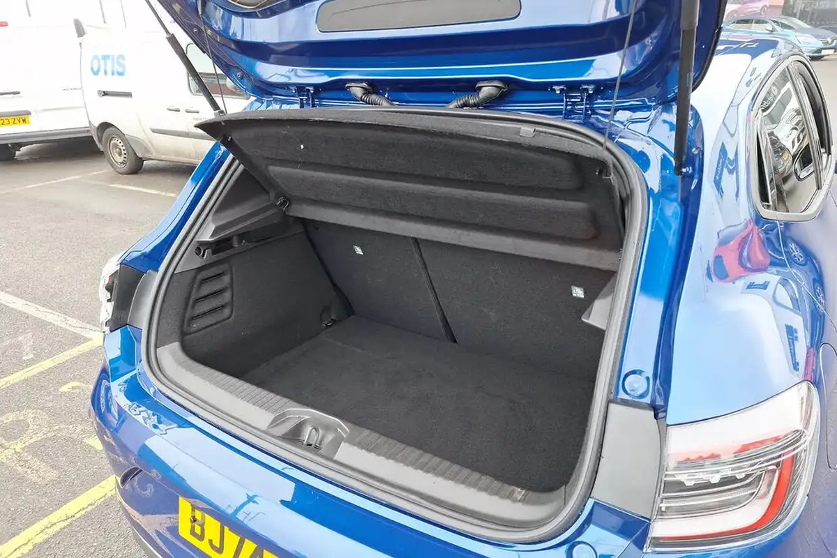 2024-renault-clio-16-esprit-alpine-big-18