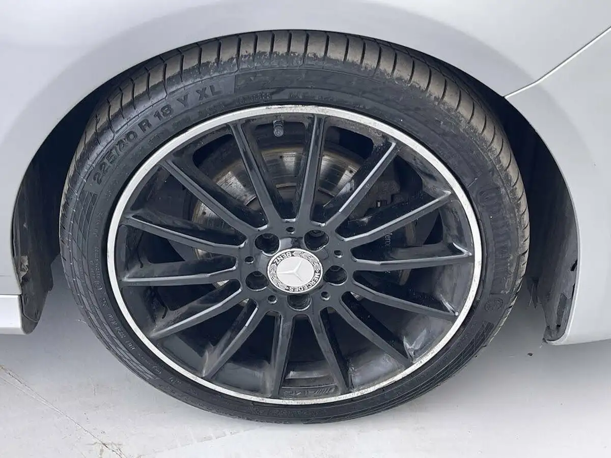 2016-mercedes-benz-a-class-21d-a200d-amg-line-136ps-premiumss-7g-dct-big-23