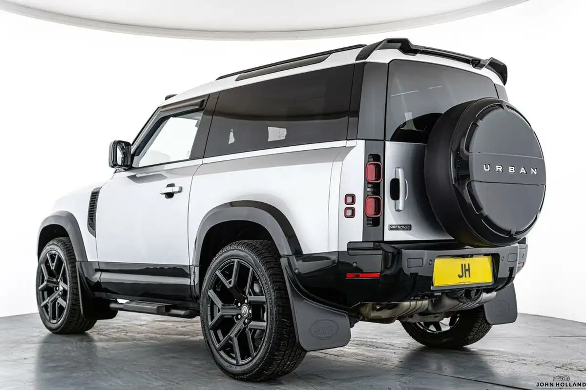 2021-land-rover-90-defender-30-d250-first-edition-big-1