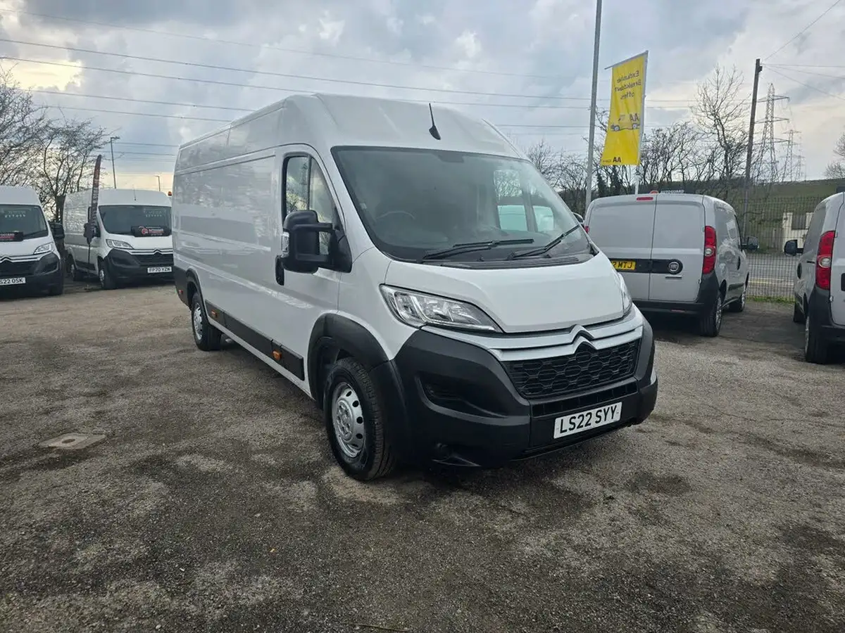 2022-citroen-relay-22bluehdi-35-l4h2-heavy-enterprise-big-2
