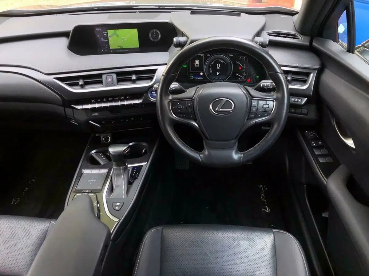 2022-lexus-ux-250h-20-ux-184bhp-without-navigation-big-12