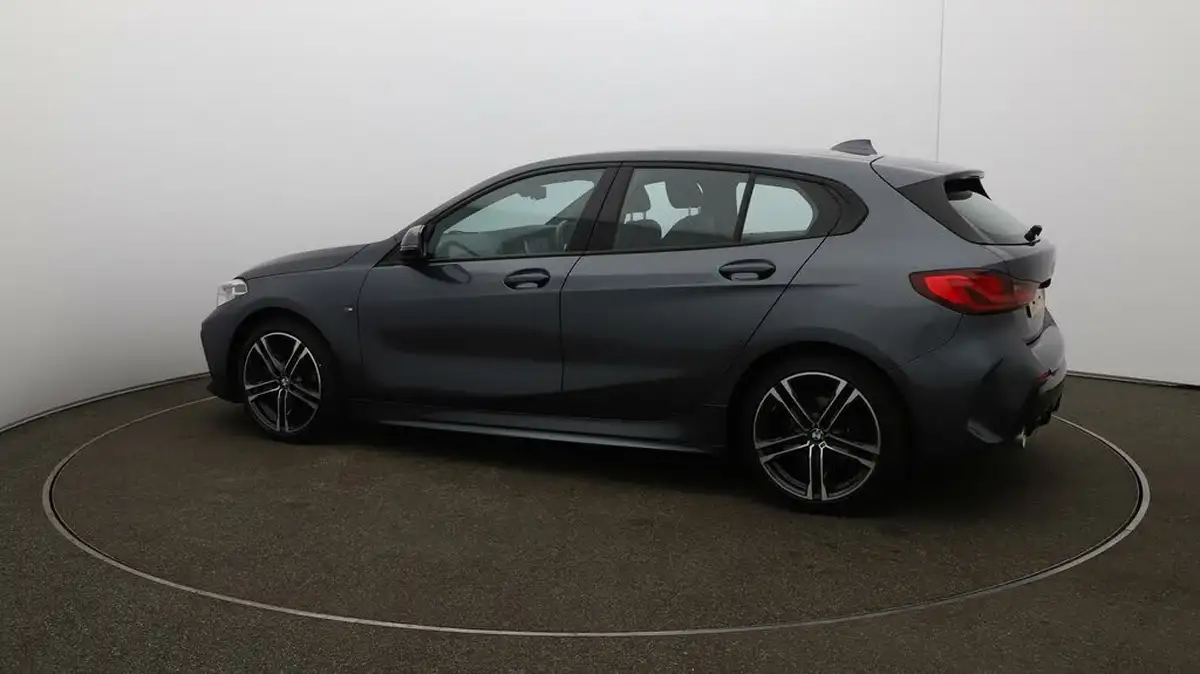 2020-bmw-1-series-20td-118d-m-sport-big-40