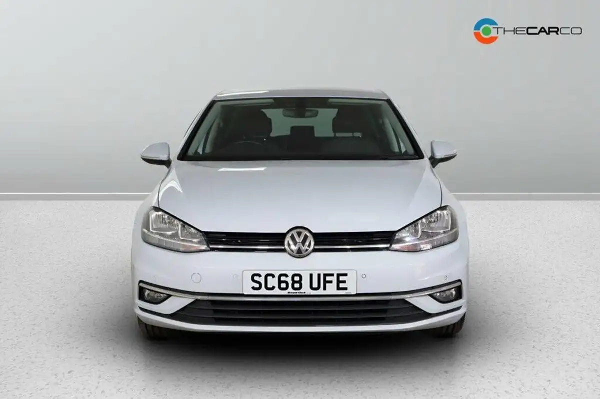 2019-volkswagen-golf-15-tsi-gt-150ps-ss-hatchback-5d-big-1