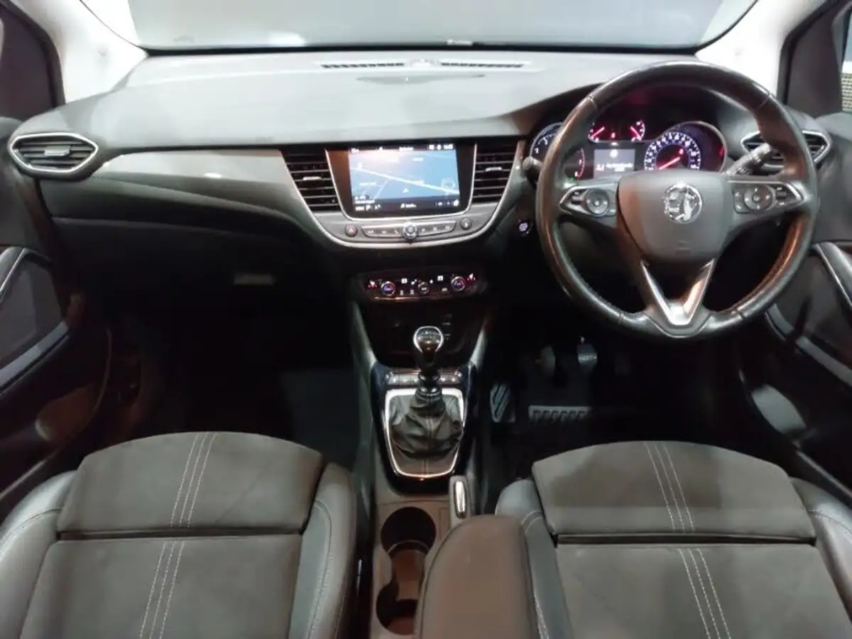 2022-vauxhall-crossland-15-ultimate-110ps-big-2