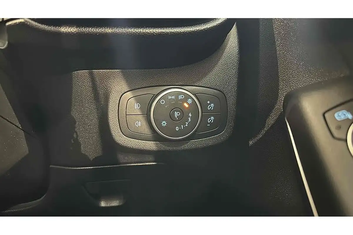 2019-ford-fiesta-10t-zetec-5d-big-24