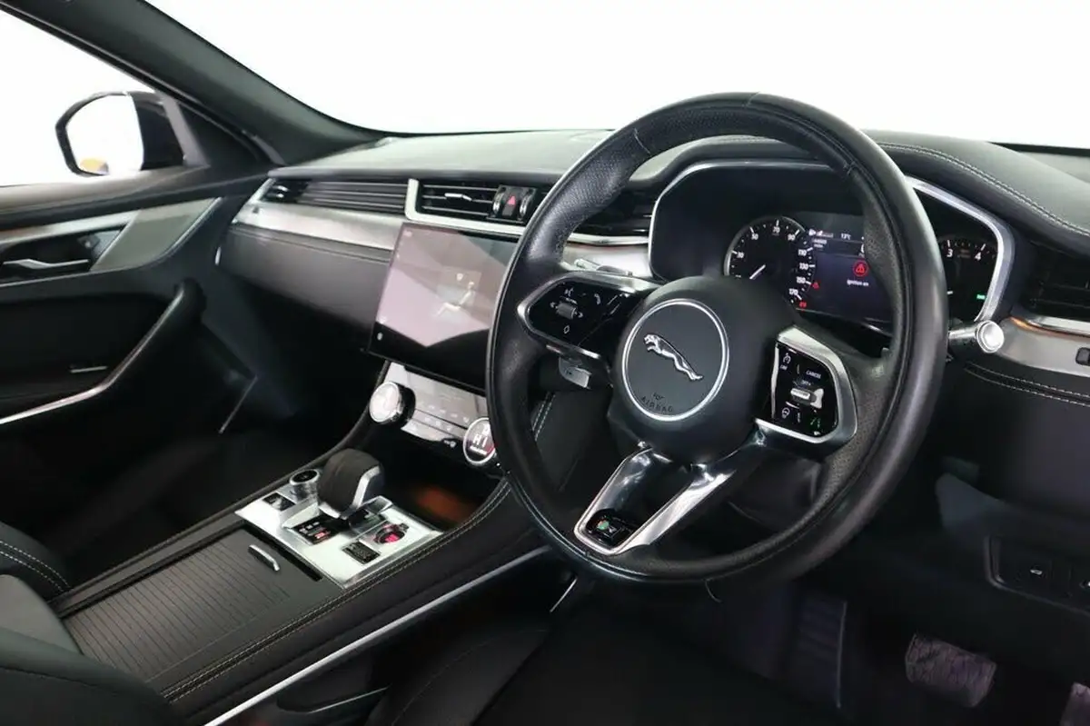 2021-jaguar-f-pace-20-p250-r-dynamic-s-big-8