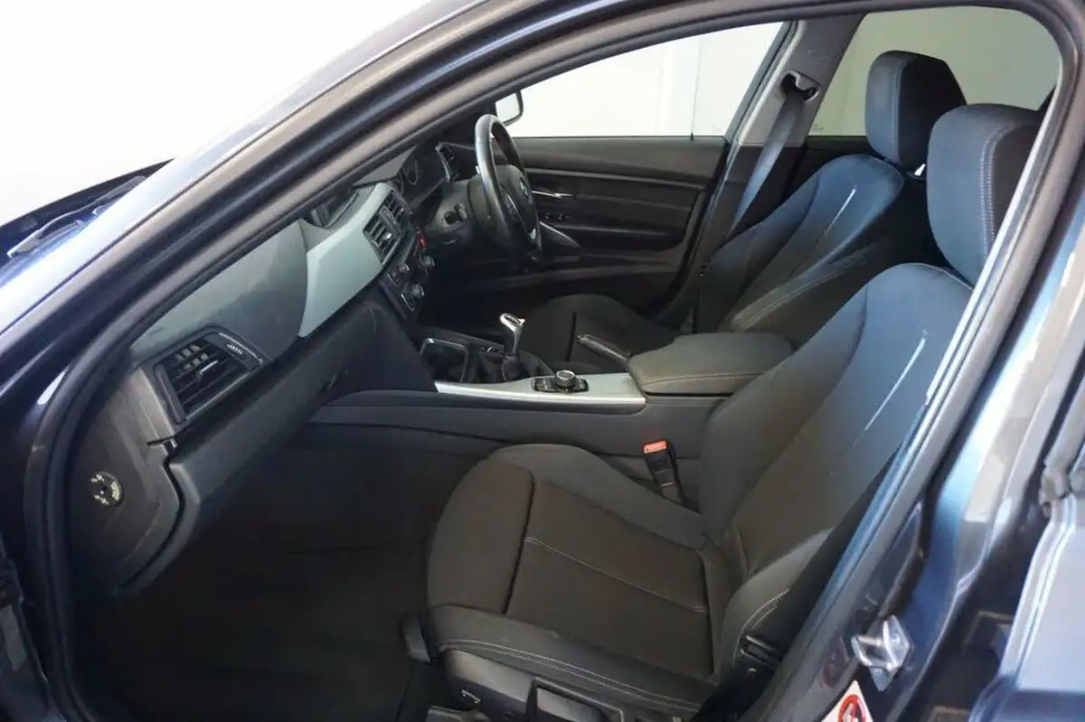 2013-bmw-3-series-20-320i-sport-184bhp-ss-saloon-4d-big-16