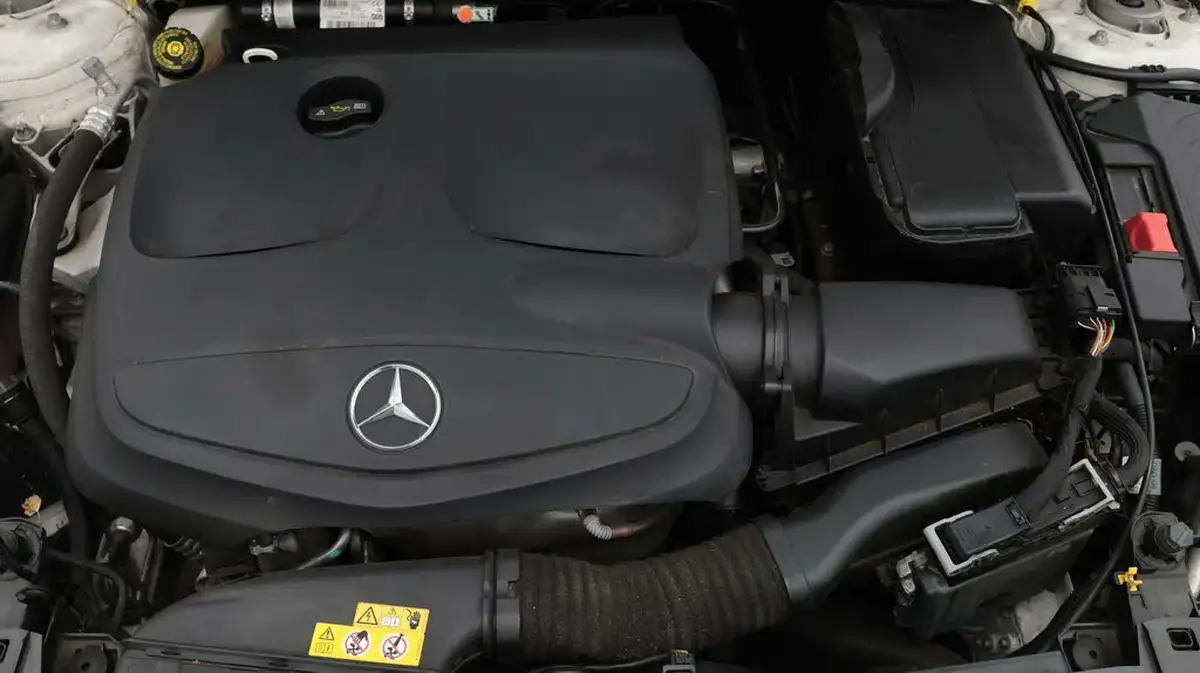 2019-mercedes-benz-gla-class-16-gla-180-urban-edition-ss-big-19