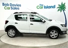 2015-dacia-sandero-stepway-09-ambiance-small-9