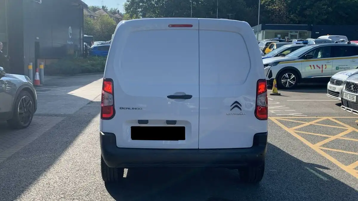 2023-citroen-berlingo-15-bluehdi-1000-enterprise-edition-100pseu6d-big-5