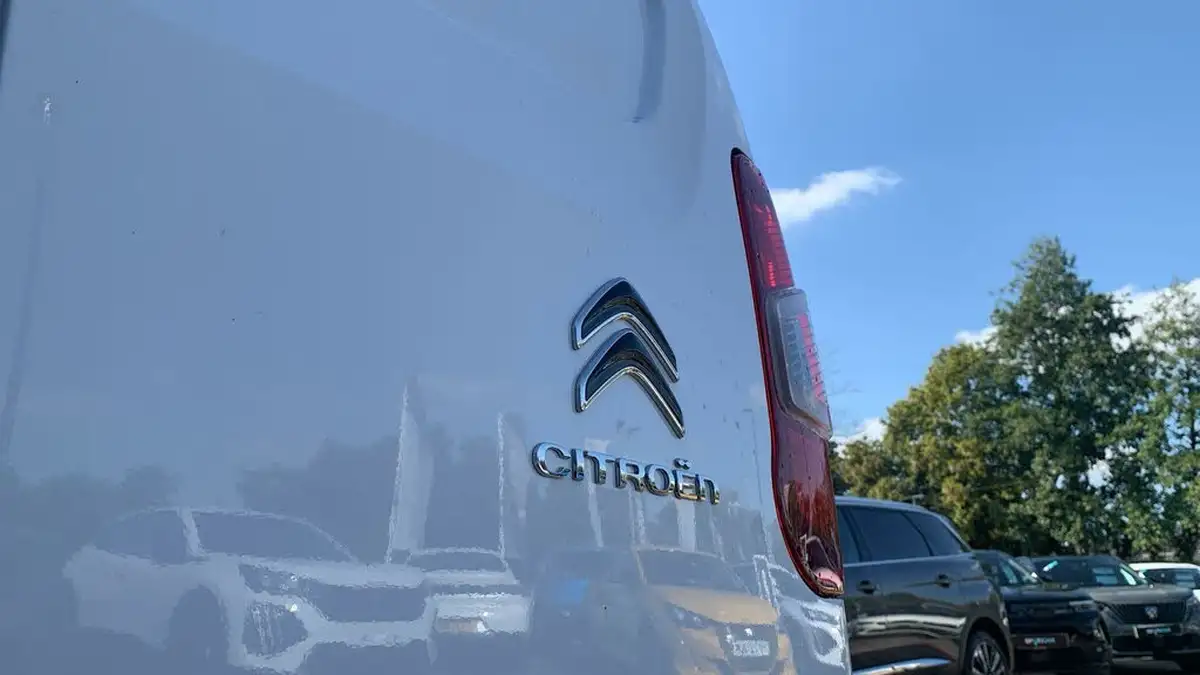 2023-citroen-berlingo-15-bluehdi-1000-enterprise-edition-100pseu6d-big-29