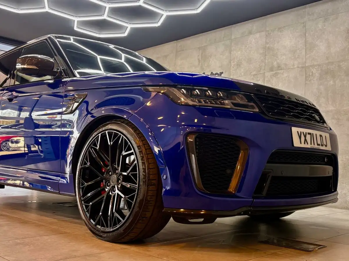 2021-land-rover-range-rover-sport-50-v8-p575-svr-carbon-edition-big-1