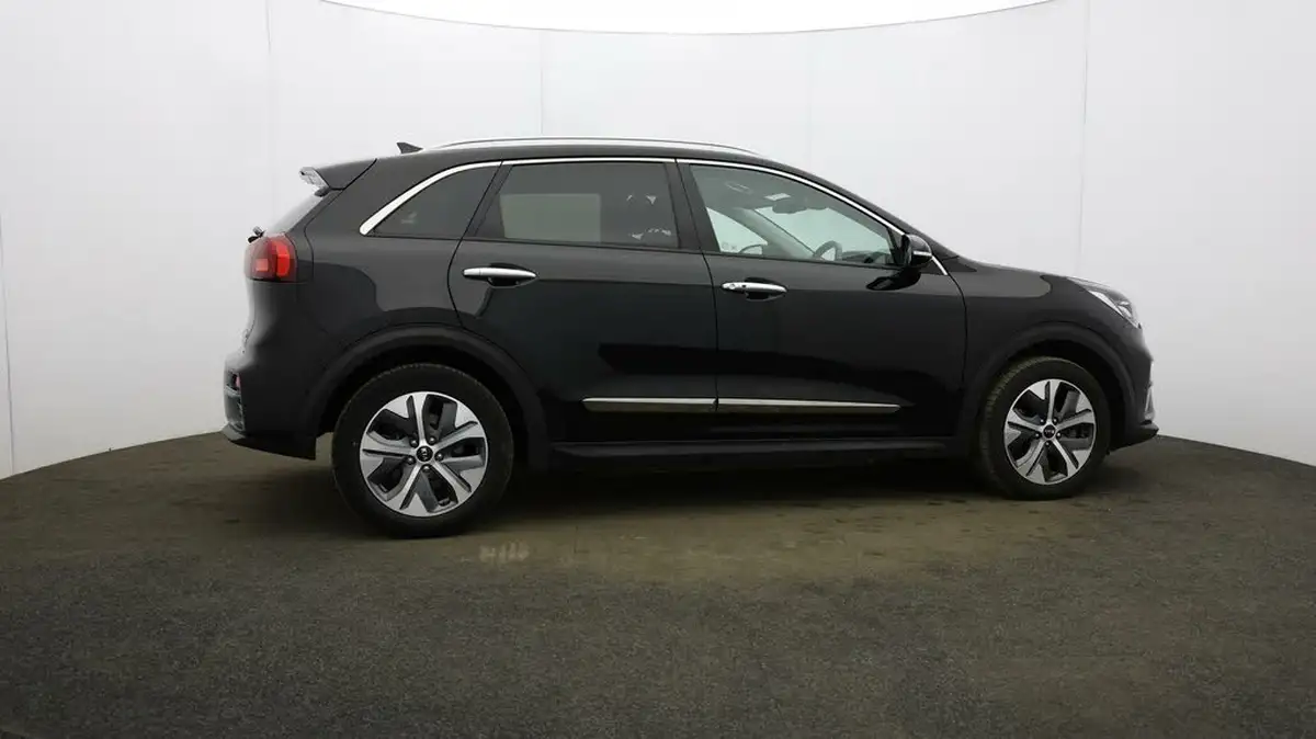 2022-kia-e-niro-ev-4-big-45