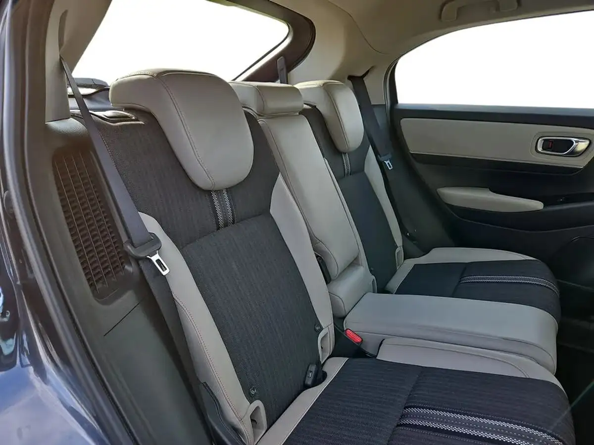 2023-honda-hr-v-15-i-mmd-advance-style-big-7