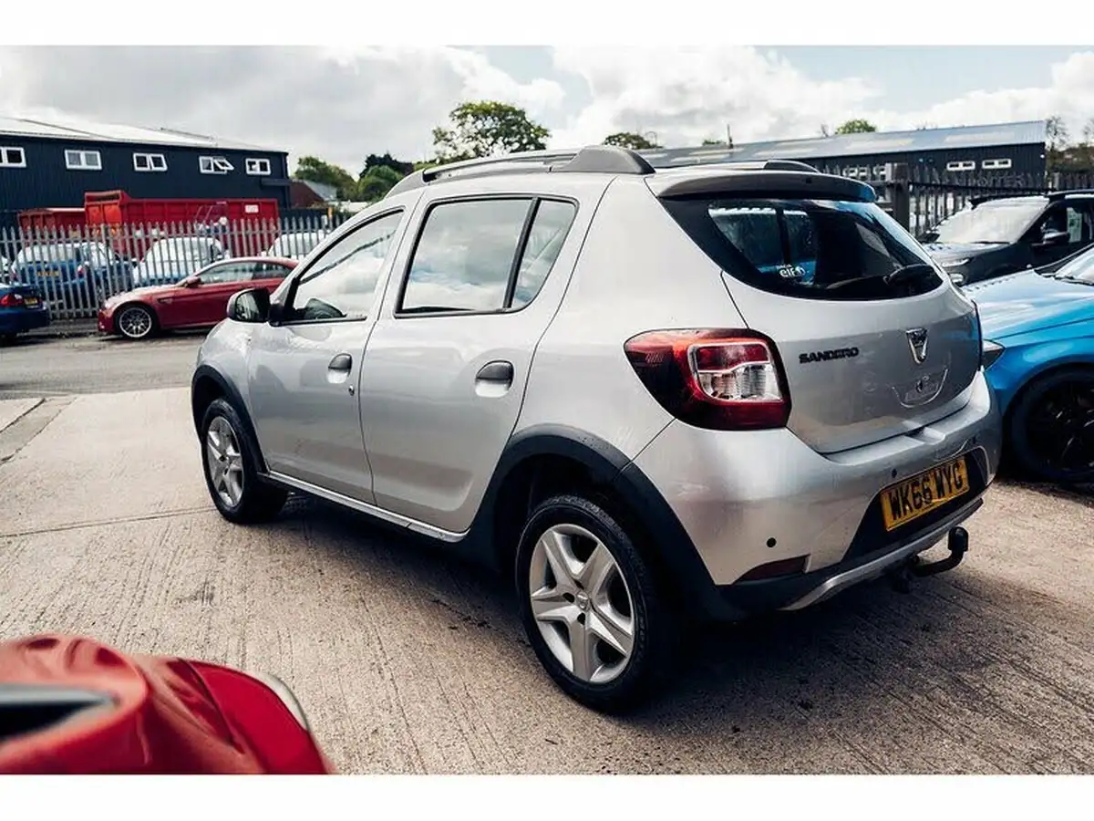 2016-dacia-sandero-stepway-15dci-laureate-big-4