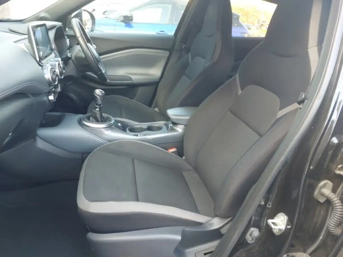 2021-nissan-juke-10-dig-t-n-connecta-big-4