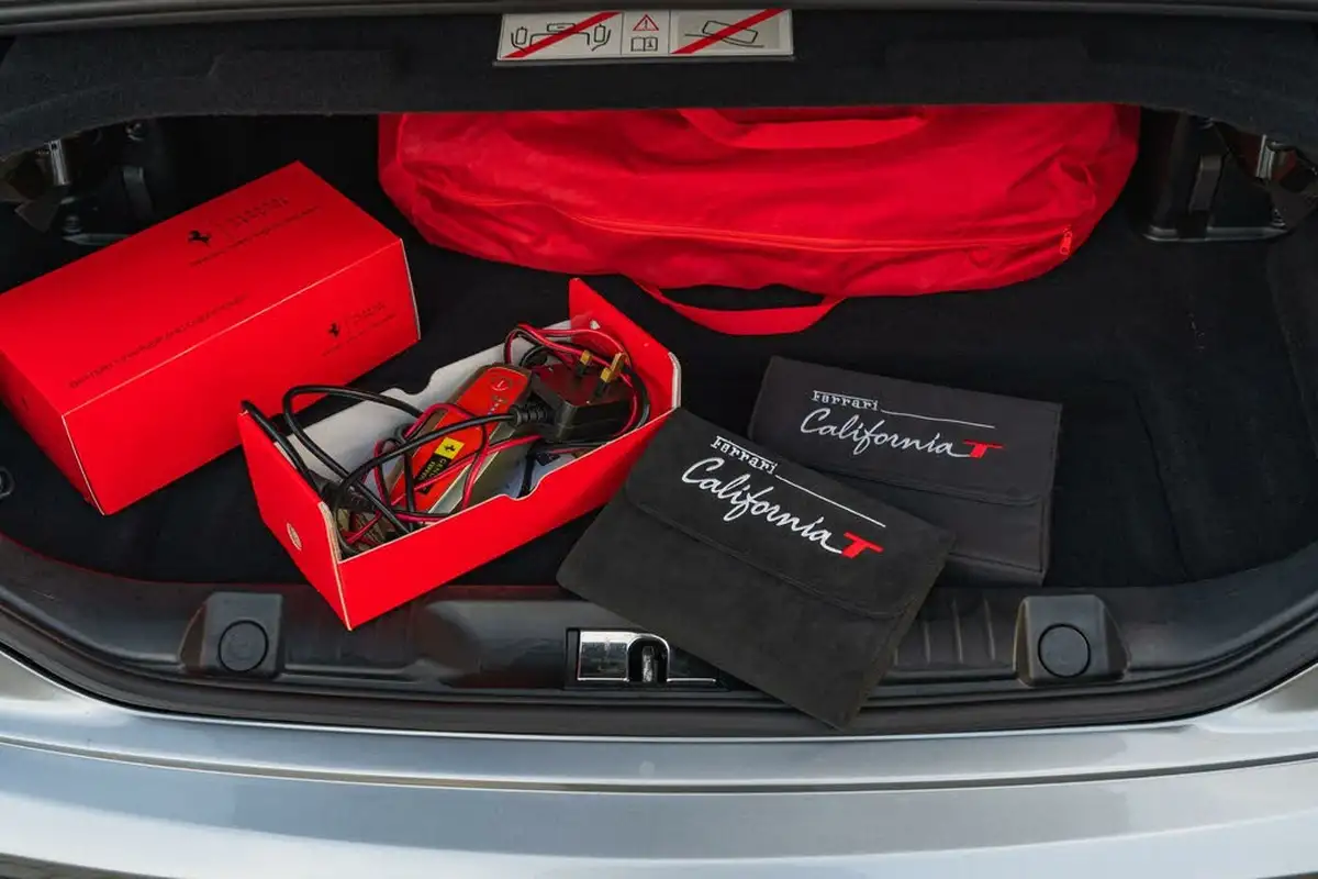 2016-ferrari-california-39-t-big-23