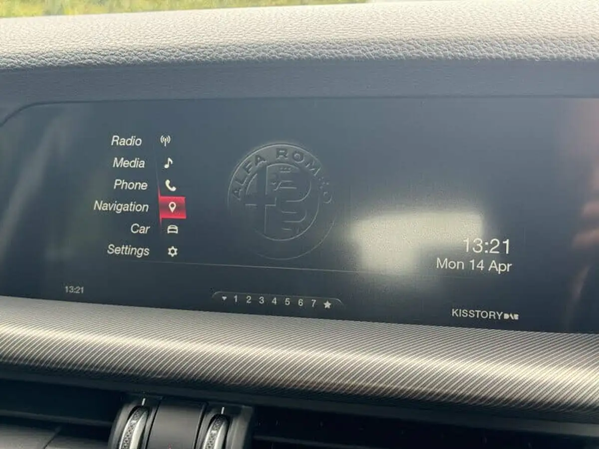 2018-alfa-romeo-stelvio-22td-speciale-207bhp-big-17