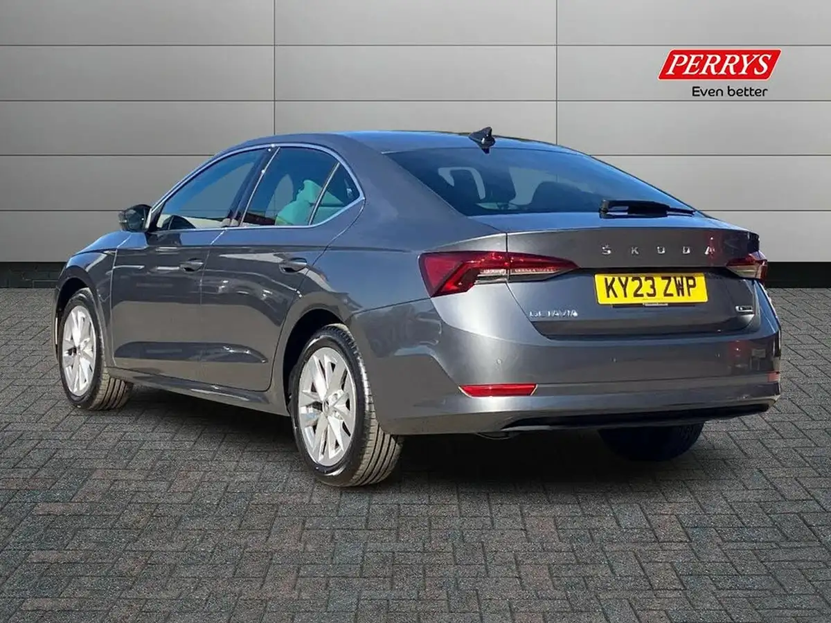 2023-skoda-octavia-15-tsi-e-tec-se-l-hatchback-big-1