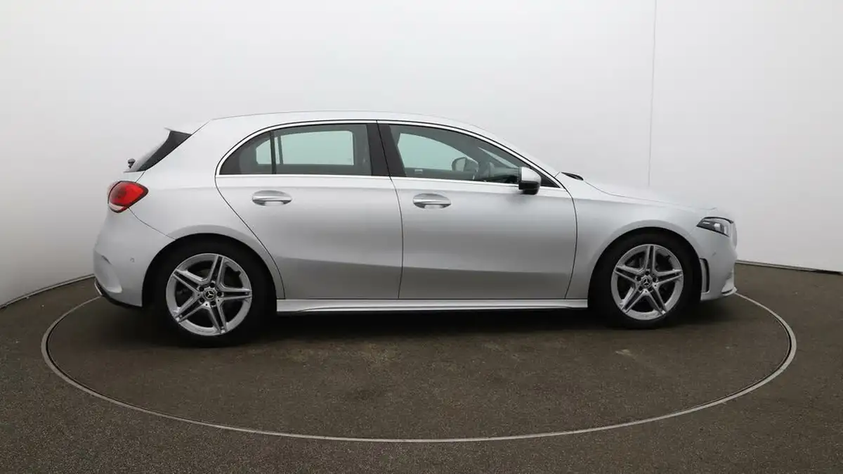 2019-mercedes-benz-a-class-13-a200-amg-line-premium-hatchback-5d-7g-dct-big-8
