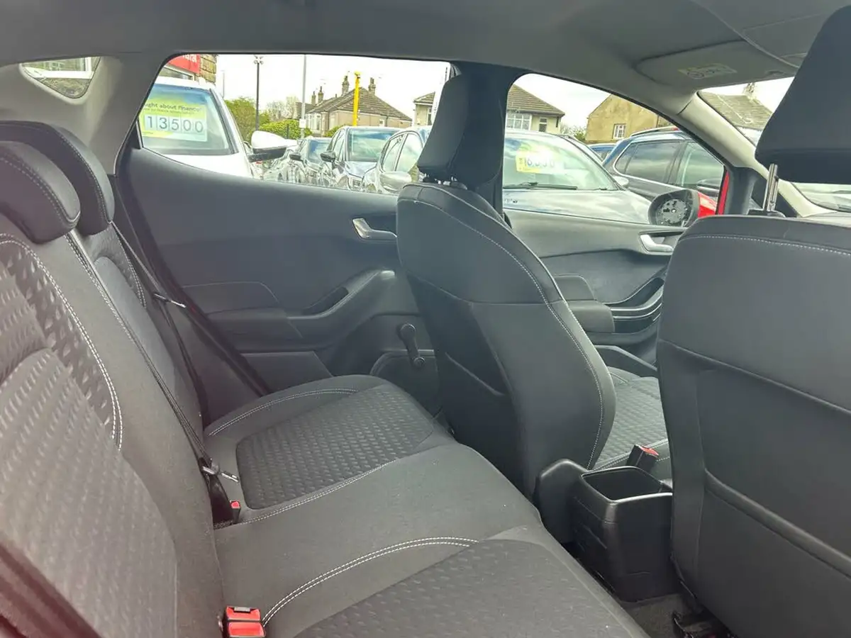 2017-ford-fiesta-11-ti-vct-zetec-5d-big-7