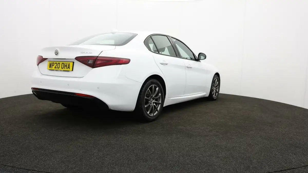 2020-alfa-romeo-giulia-22td-super-158bhp-ss-big-76