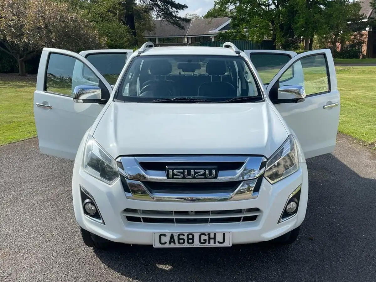 2018-isuzu-d-max-19td-utah-auto-big-14