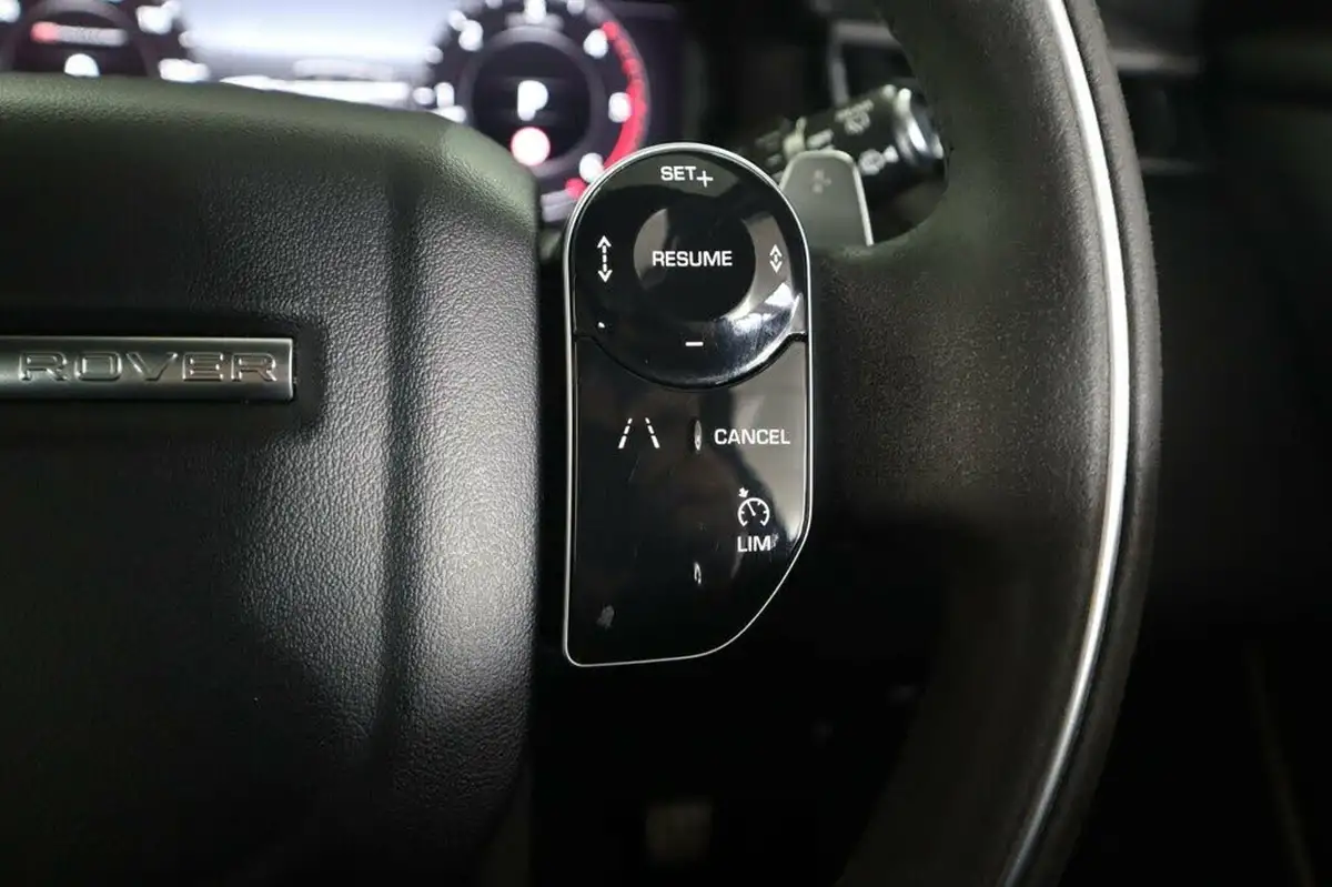 2018-land-rover-range-rover-velar-20-d240-r-dynamic-se-ss-big-43