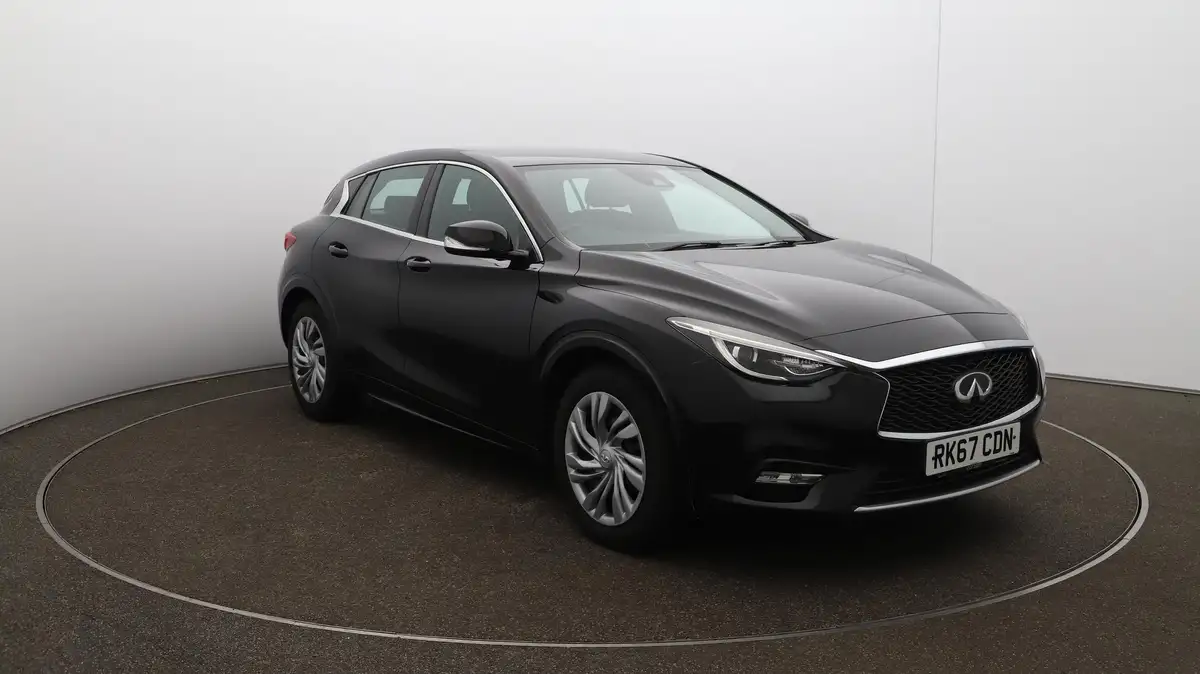 2017-infiniti-q30-15d-business-executive-dct-big-34