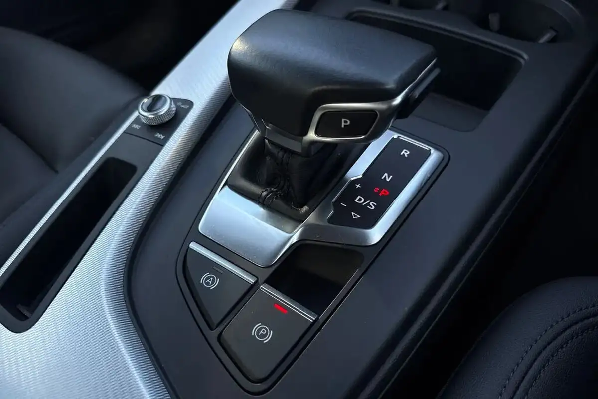 2021-audi-a4-20-30-tdi-technik-big-48