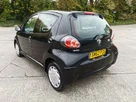 2012-toyota-aygo-10-aygo-ice-vvt-i-5d-small-7