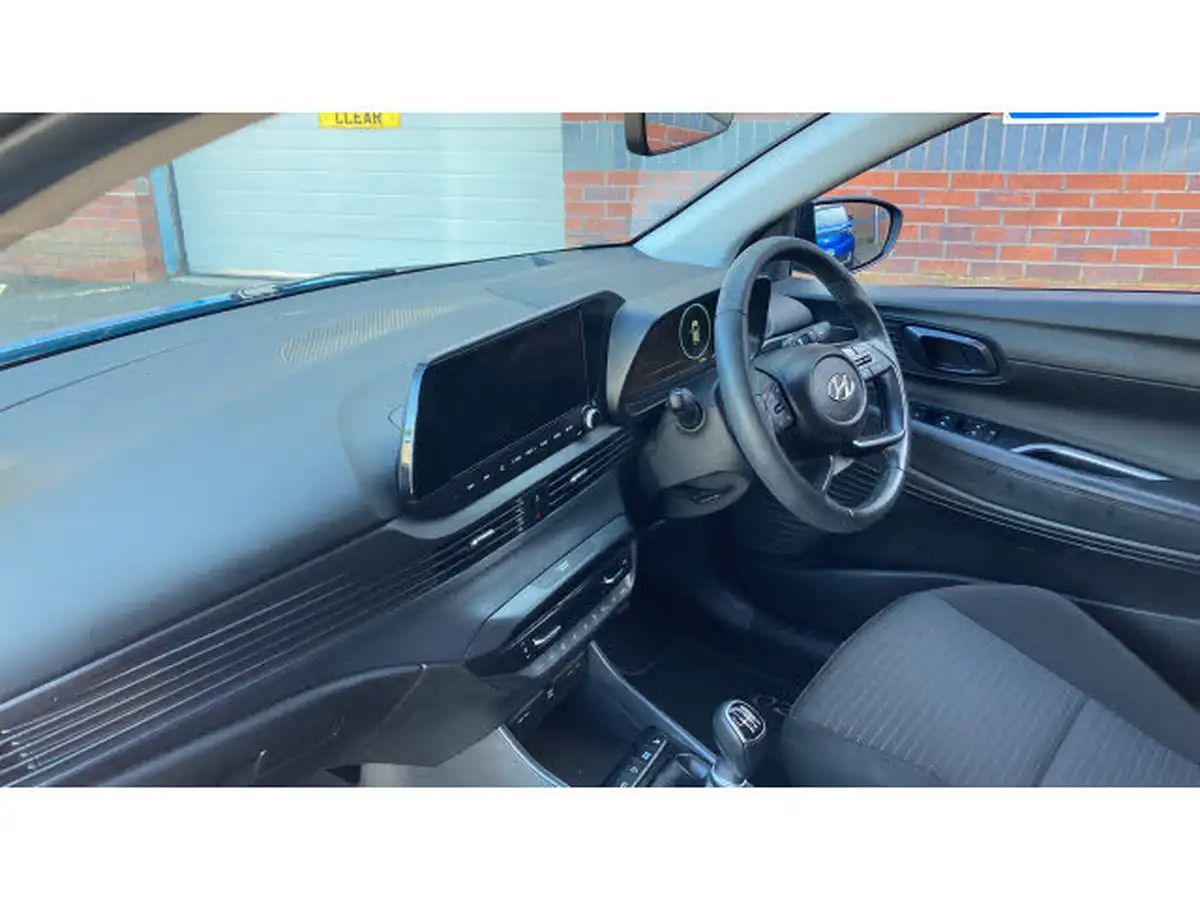 2022-hyundai-i20-10-t-gdi-premium-eclutch-imt-big-8