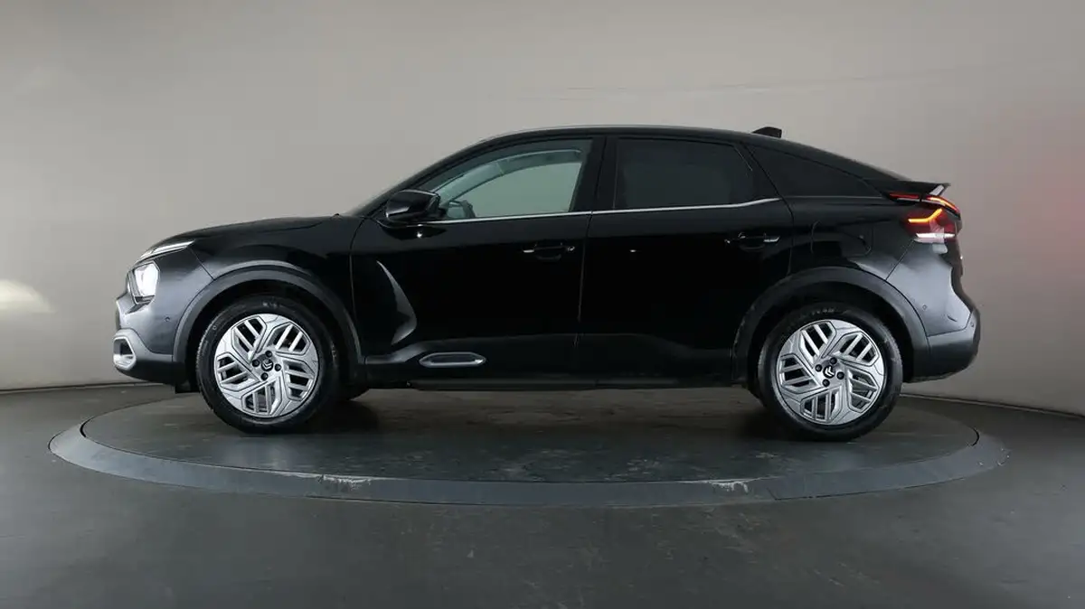 2023-citroen-c4-15bluehdi-shine-plus-big-30