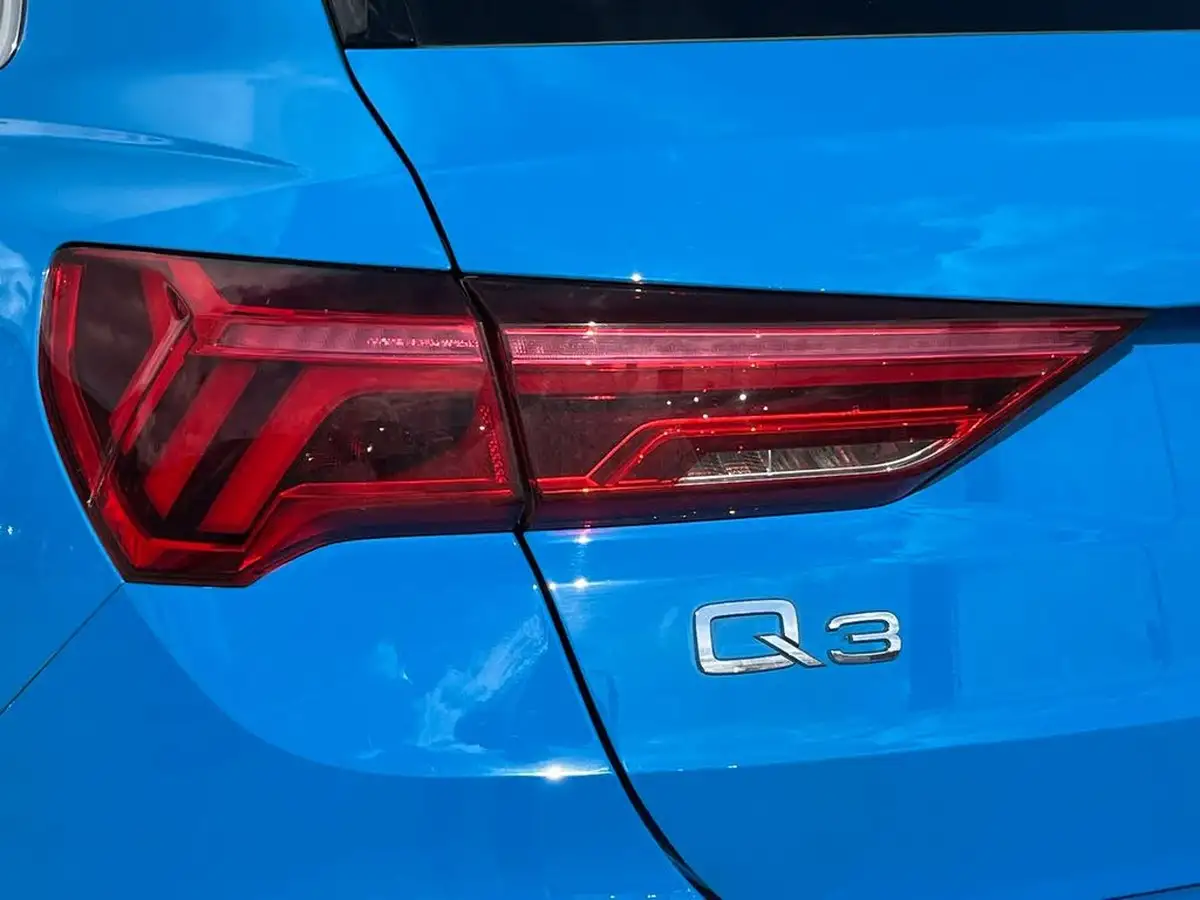 2019-audi-q3-20-40-tfsi-s-line-big-22