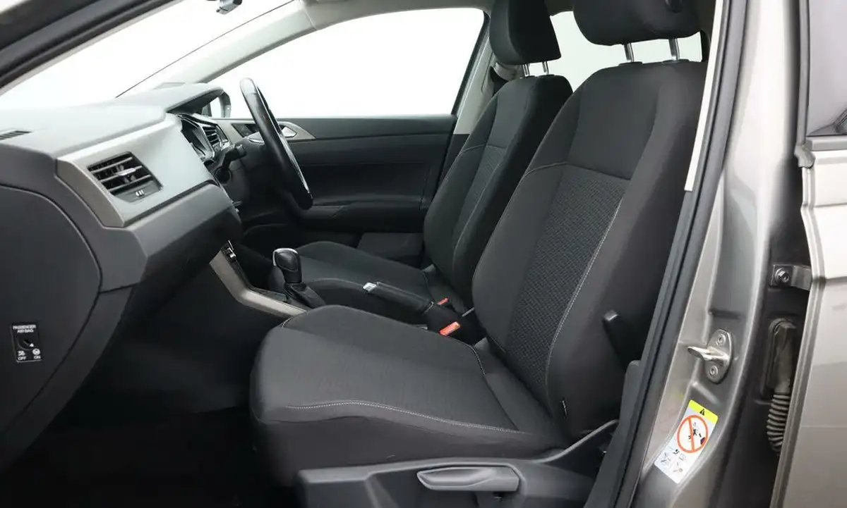 2021-volkswagen-polo-10-tsi-match-dsg-big-14