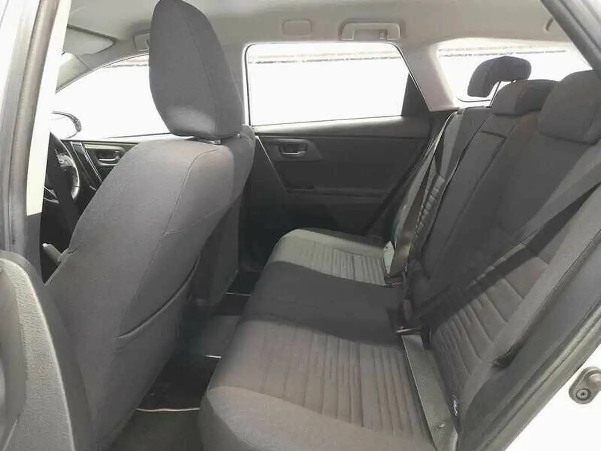 2019-toyota-auris-18-vvt-i-hsd-icon-tech-estate-big-13