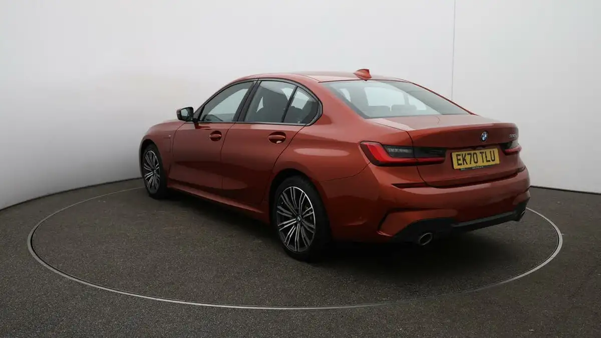 2020-bmw-3-series-20-330e-m-sport-saloon-4d-big-56