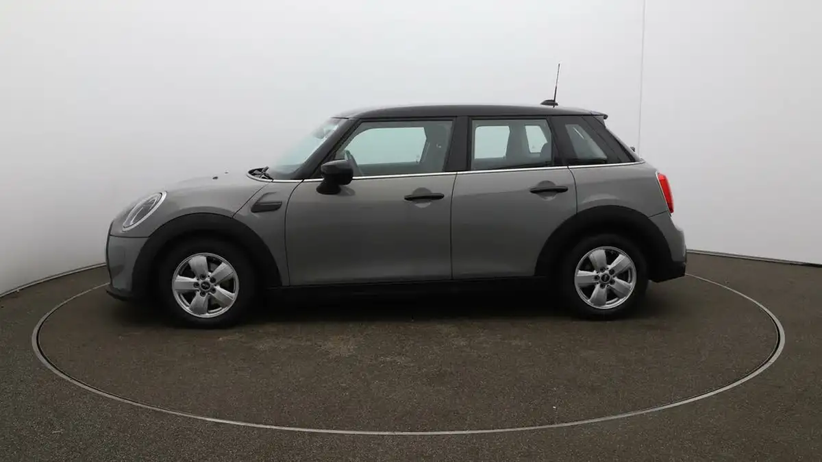 2022-mini-cooper-15-cooper-classic-hatchback-5d-big-55