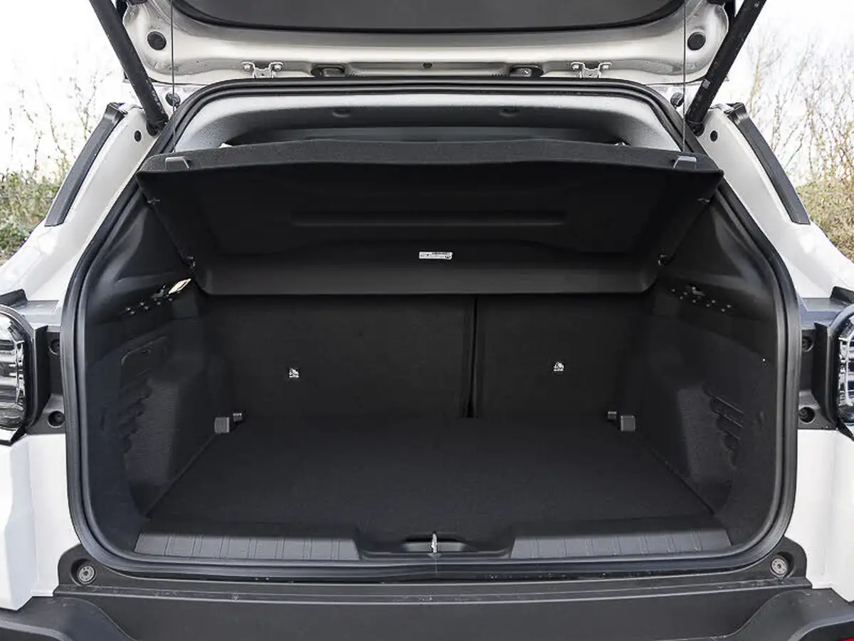 2025-jeep-avenger-12-gse-summit-e-hybrid-48v-auto-big-17