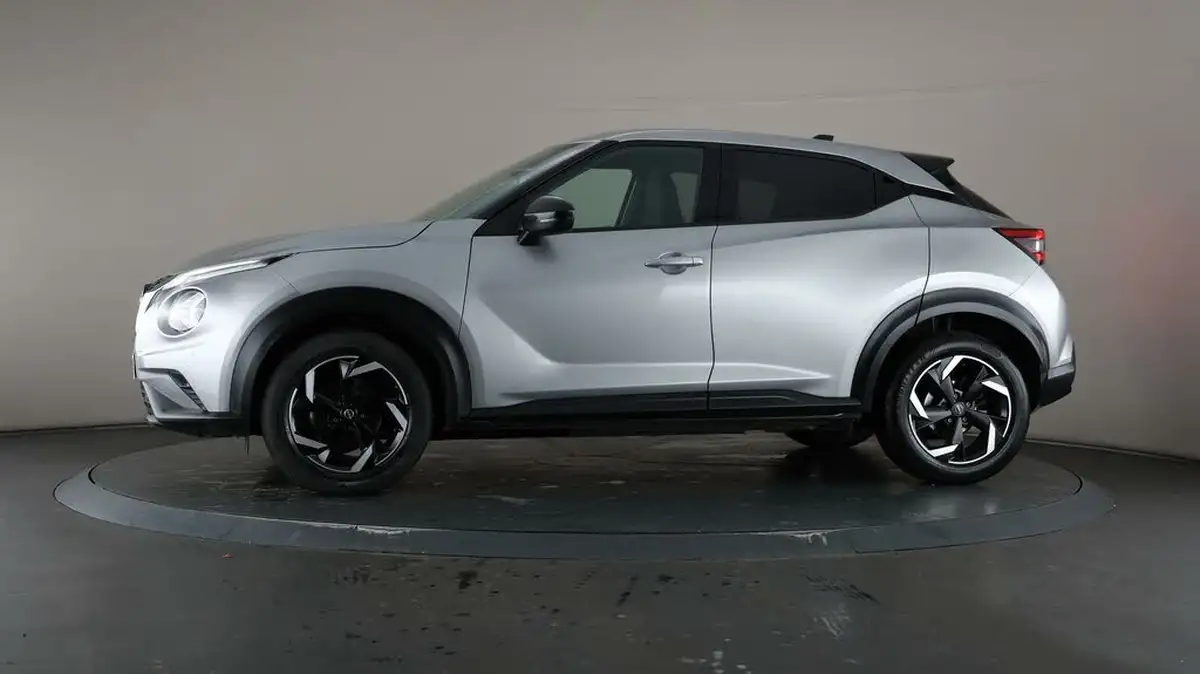 2023-nissan-juke-10-dig-t-n-connecta-big-30
