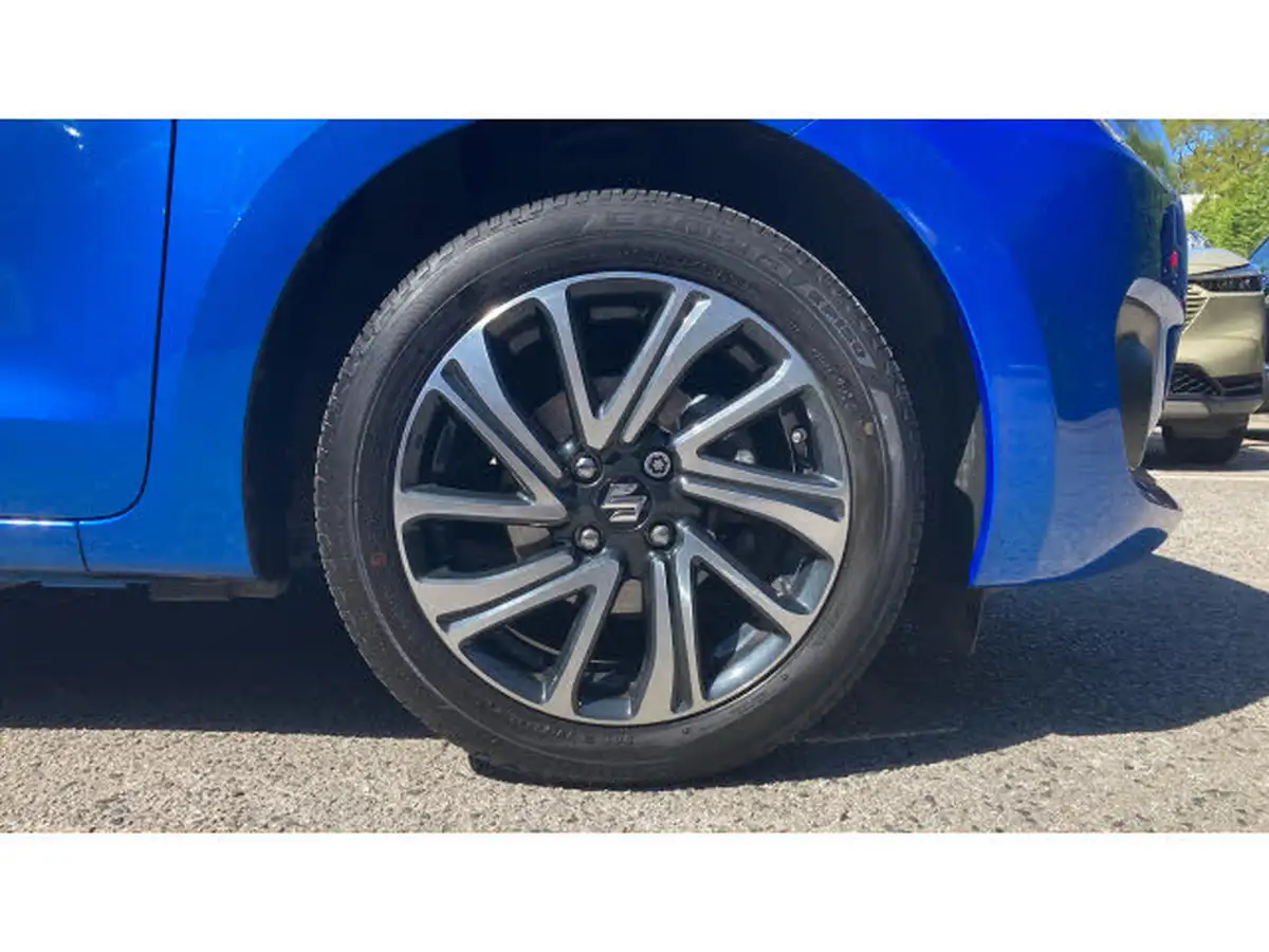2024-suzuki-swift-12-dualjet-sz5-big-6