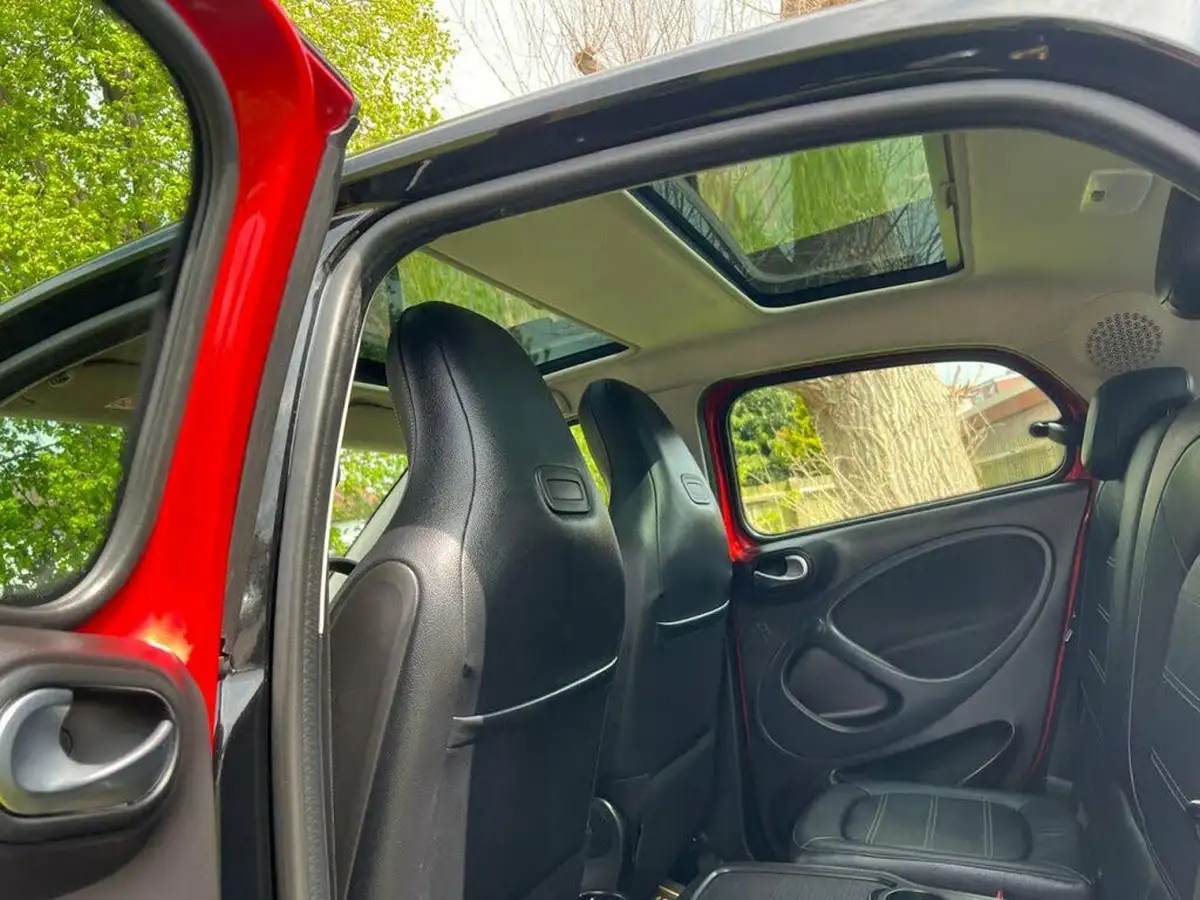 2017-smart-forfour-10-prime-sport-70bhp-premiumss-twinamic-big-9
