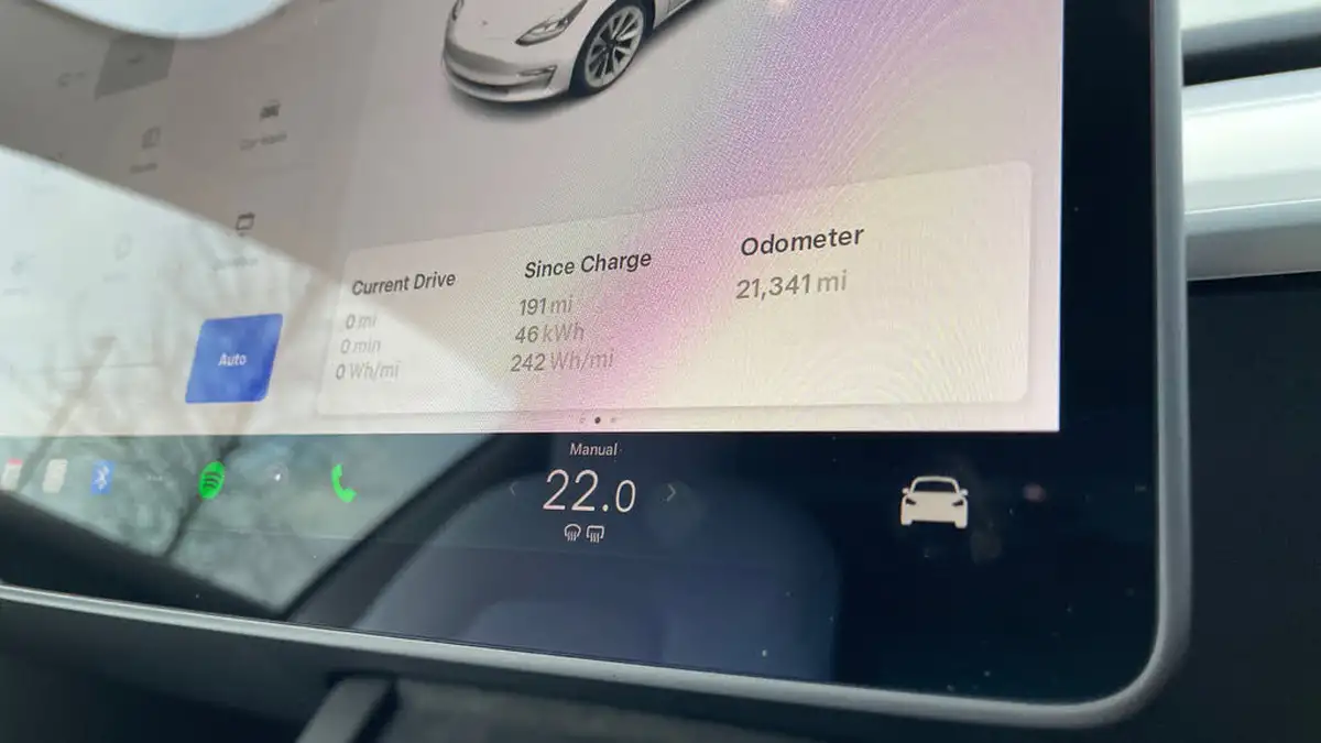 2021-tesla-model-3-e-long-range-4x4-big-12