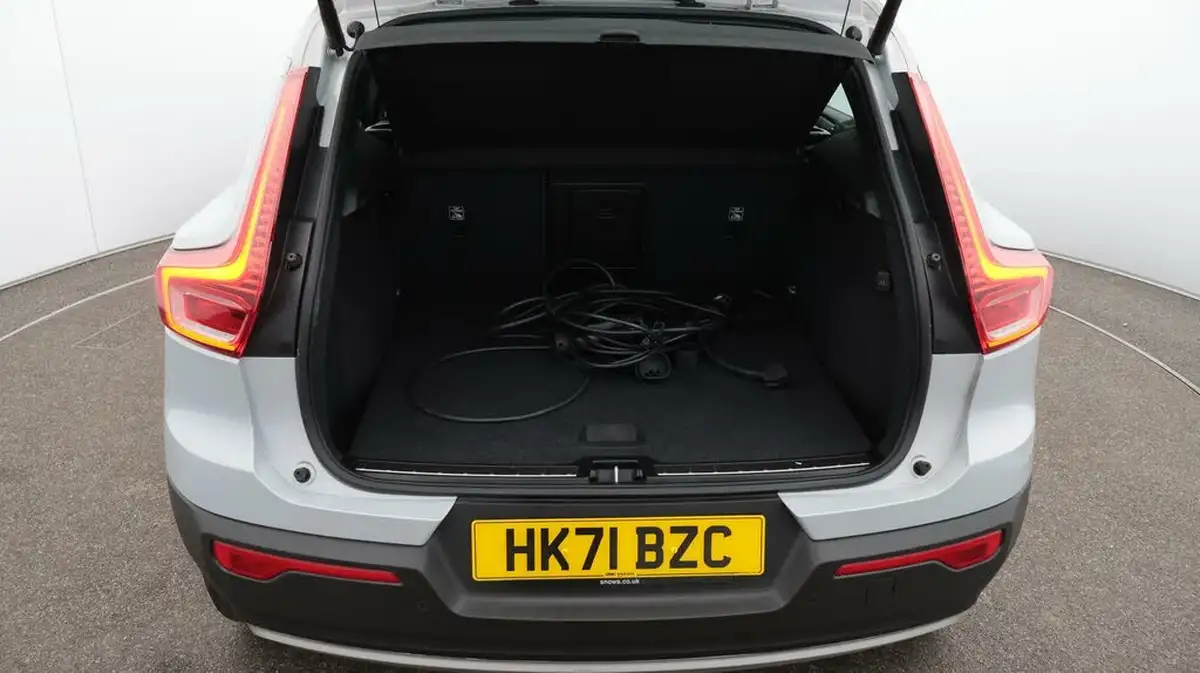 2021-volvo-xc40-15-t5-inscription-pro-258bhp-big-17