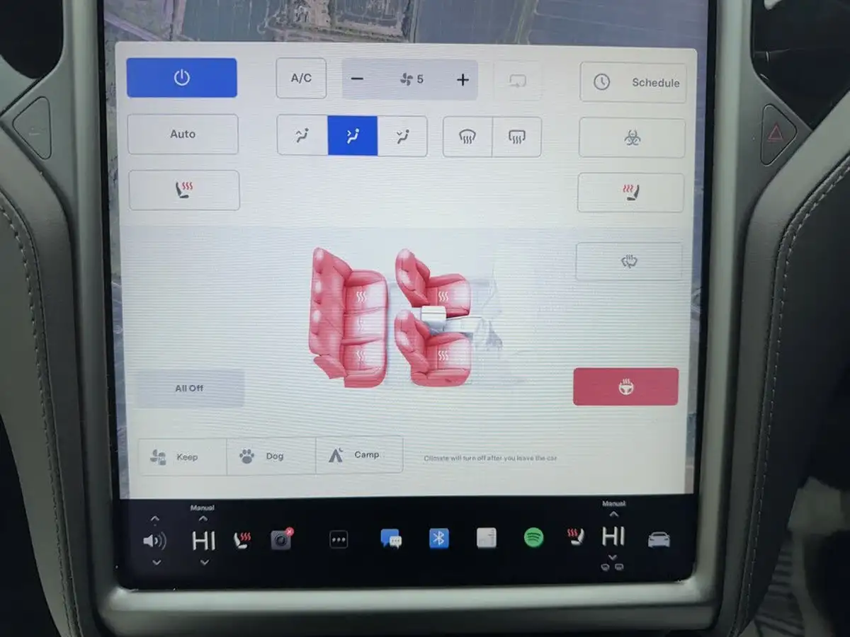 2019-tesla-model-s-e-long-range-big-22